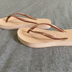 Havaianas Slim Platform Flip Flops in Rose Gold